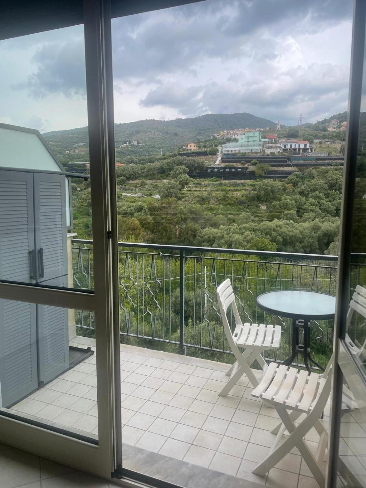 Home Mome Terzorio Exteriér fotografie